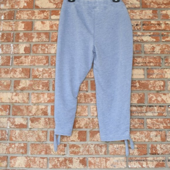 Silverwear Capri Pants  NWT - Picture 4 of 5